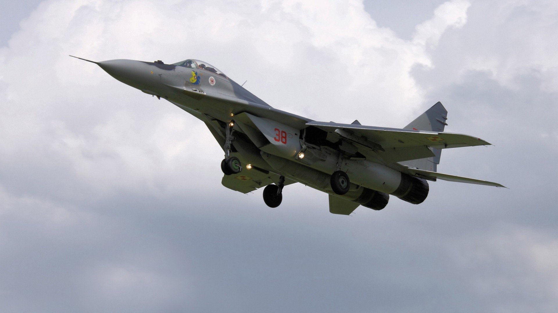 意大利媒体：瑞士在雪地控制节奏如同弹钢琴，瑞士一滑雪胜地发生雪崩